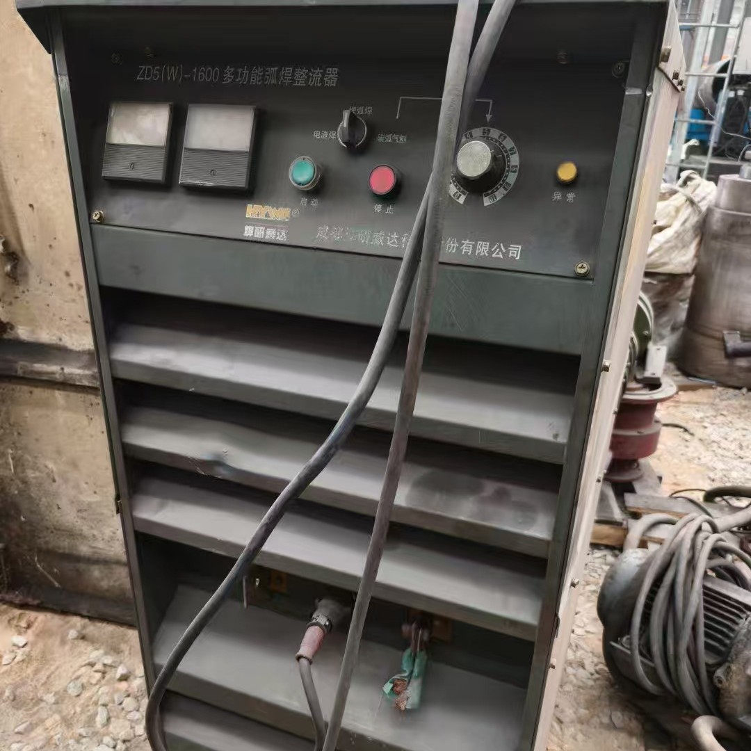 Sell a Second-Hand 1600 Dc Submerged Arc Welding Host, Welding Yanweida Submerged Arc Welding Gas Cutting Welding Trolley