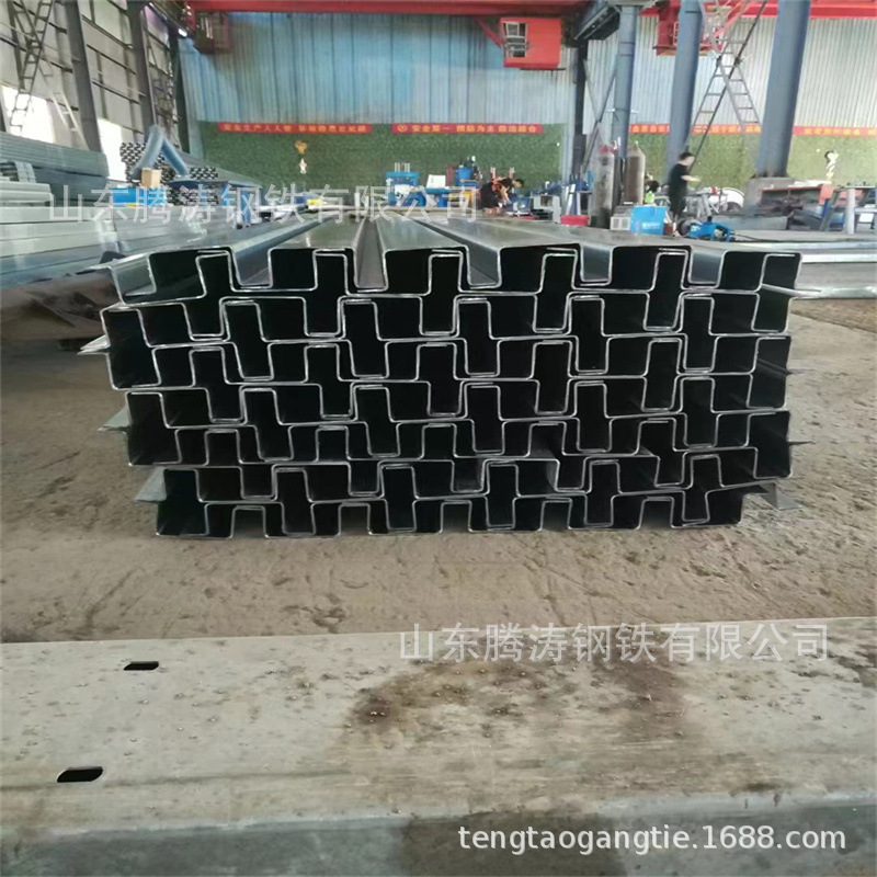 Galvanized Gutter, Custom-Made Z-Shaped Steel, 3.0*1500 Galvanized Coil, Corrosion-Resistant Gutter for Factory Use