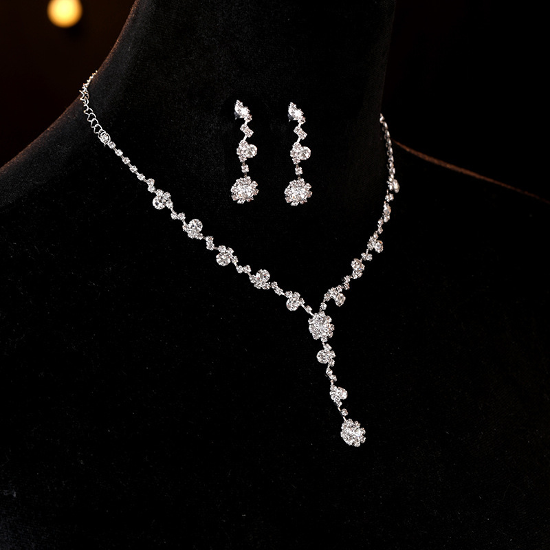 Cross-Border Fashion Flower Set Chain European and American Rhinestone Necklace Earrings Accessible Luxury Set Exquisite Bridal Dinner Accessories