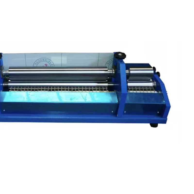 Small desktop white glue glue machine manufacturer water-soluble glue coating glue brush machine shoe production line glue machine