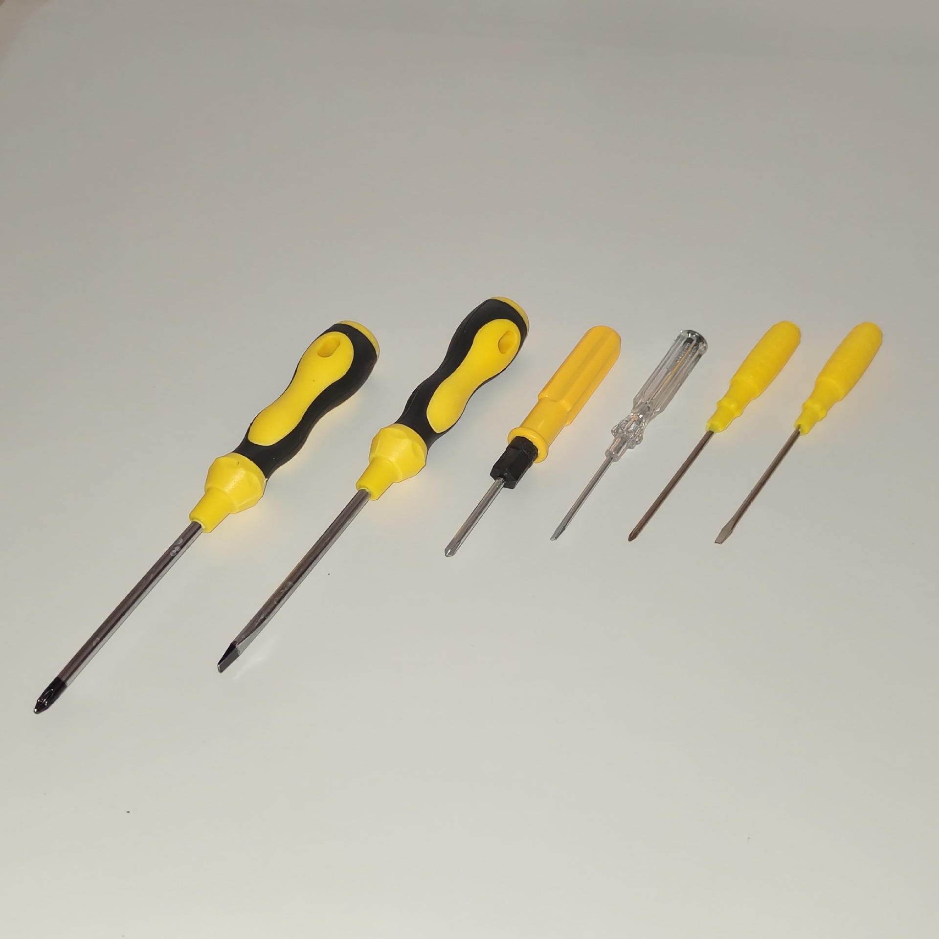 Factory explosions screwdriver 6-piece set of double suction card small corn screwdriver electric pen multi-function suit maintenance tool