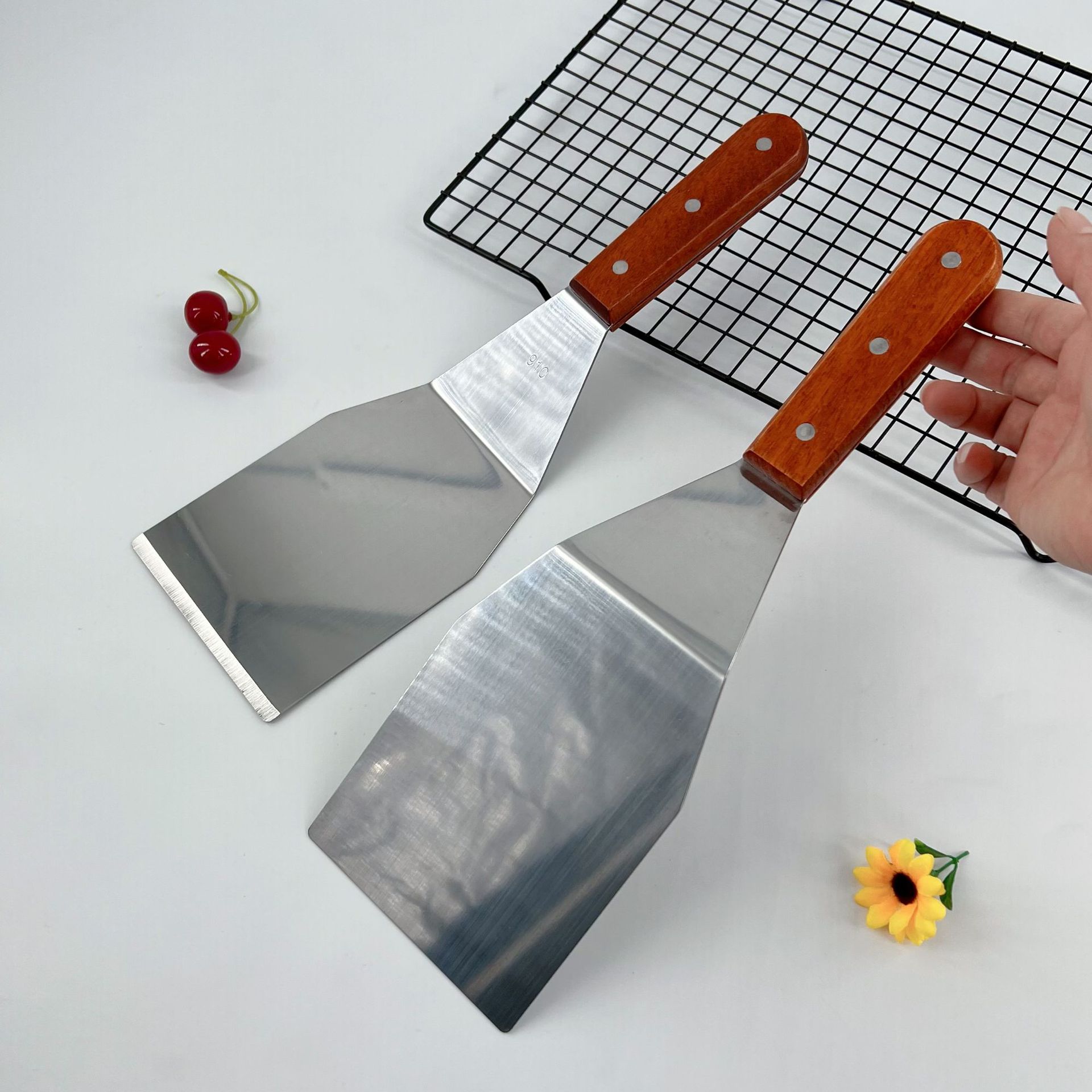 In-Stock Factory Kitchen Utensils Spatula Frying Spatula Stainless Steel Spatula Teppanyaki Spatula Cooking Spatula Steak Barbecue Tool Set