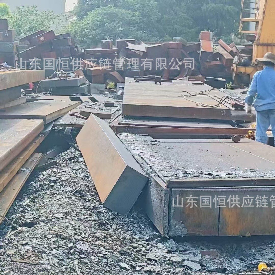 In-Stock Q235 Q355B Flat and Medium-Thick Steel Plates in Various Specifications, Available for Processing, Cutting, Drilling, and Bending, Direct Supply from Stock