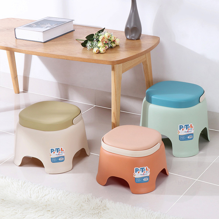 Household Plastic Stool Portable Small Stool Creative Low Stool with Handle Bathroom Coffee Table Shoe Changing Small Bench 4169