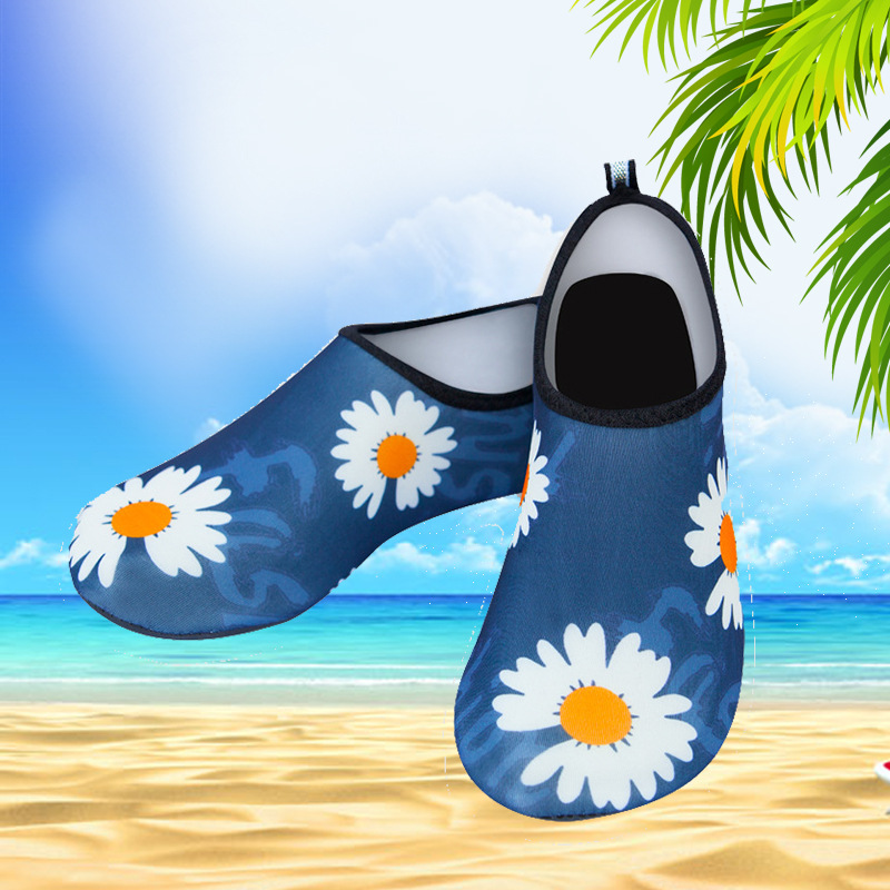 Men's and Women's Outdoor Diving Shoes Snorkeling Shoes Wading Shoes Beach Shoes Couple Swimming Shoes Yoga Shoes Treadmill Shoes