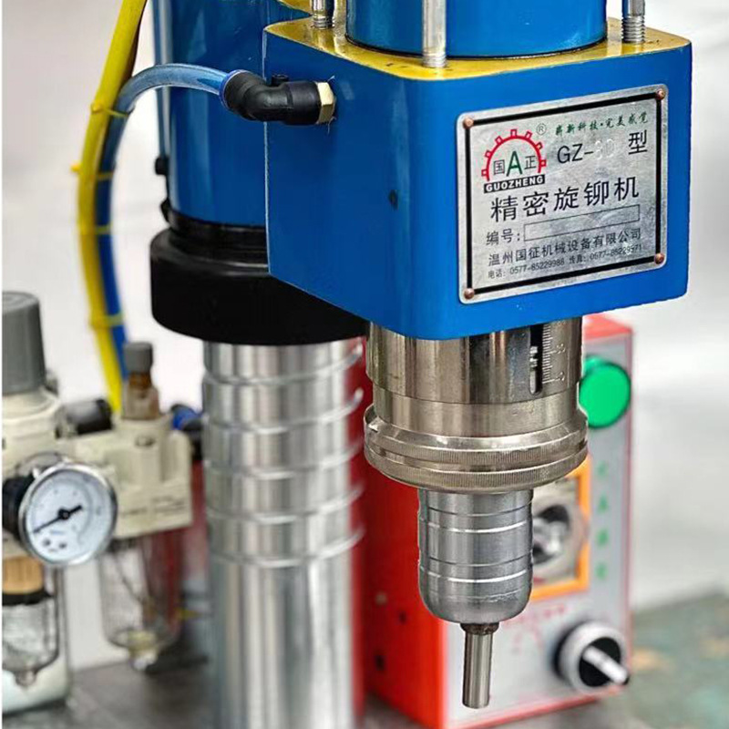 Gz-100 Type Precision Riveter Pneumatic Hydraulic Riveting Machine Automatic Nail Feeding Riveting Machine Hardware Auto Parts