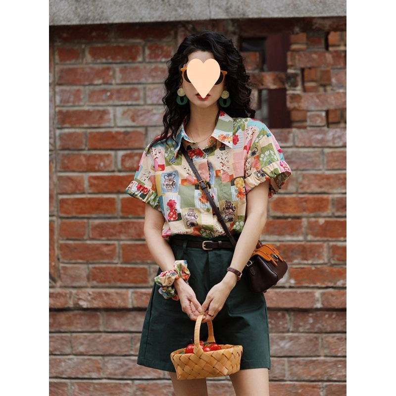 Цветная футболка с коротким рукавом для женщин 2025 летний Гонконгский стиль свежий топ зеленые шорты полный комплект для поездок