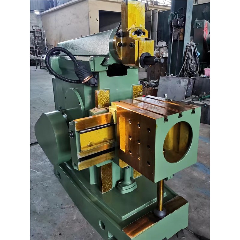 Прямые продажи с завода Циндао Шэнцзянь фрезерный станок с бычьей головой B6066 фрезерный станок с бычьей головой B6063B6085 B650 B60100