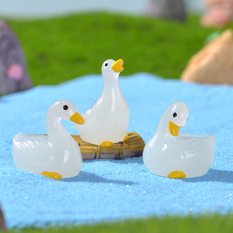 Кросс-бордовой светящийся утенок микро-ландшафт садовые украшения маленькие украшения