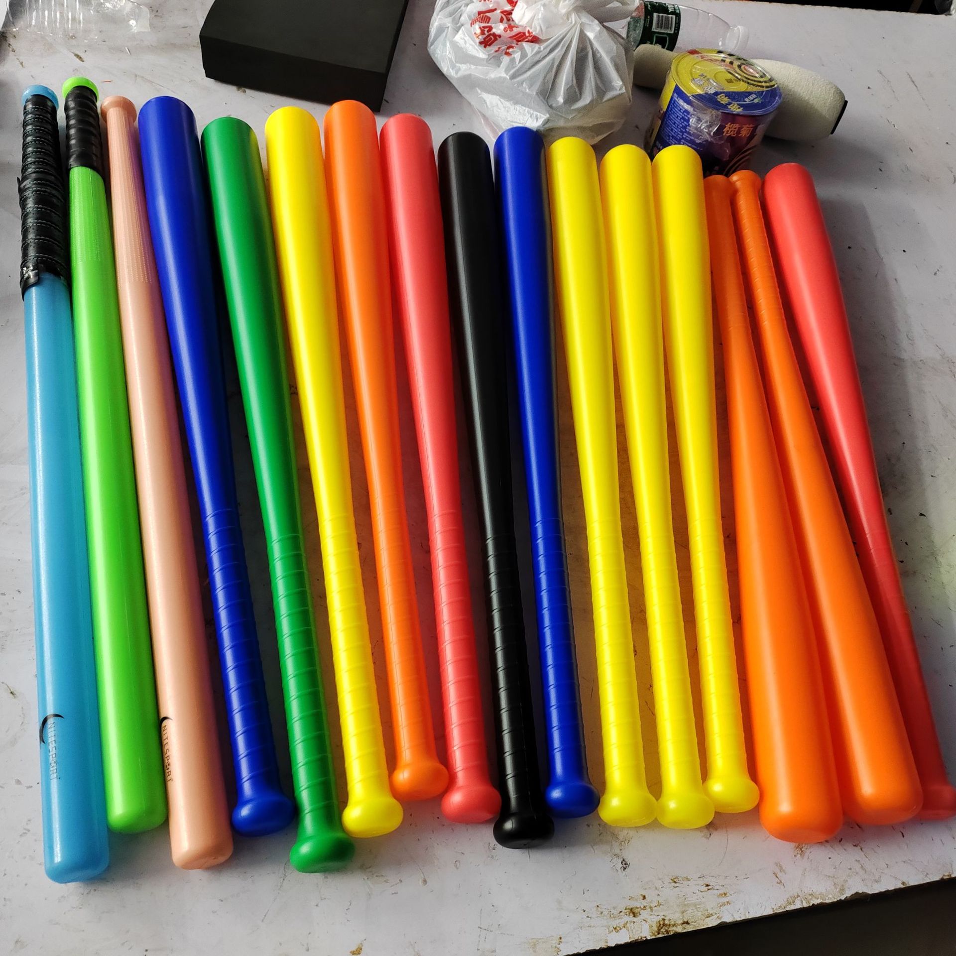 Factory wholesale children's baseball bat kindergarten thickened plastic baseball bat children's props gymnastics equipment plastic stick