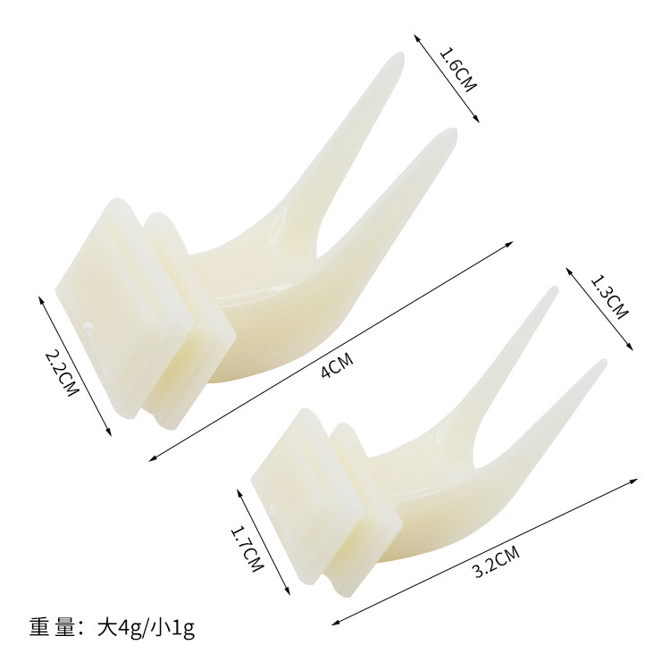 Parrot fruit fork xuanfeng bird plastic large bird supplies bird appliances fruit fork birdcage accessories wholesale