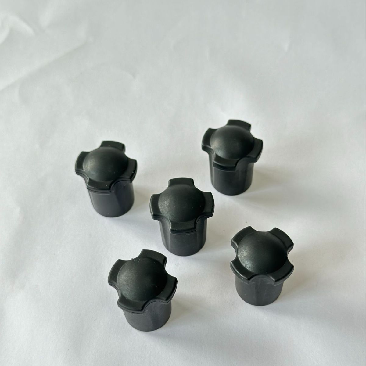 Outdoor moon chair plastic wear-resistant non-slip anti-trap foot Cover accessories connector plug accessories wholesale