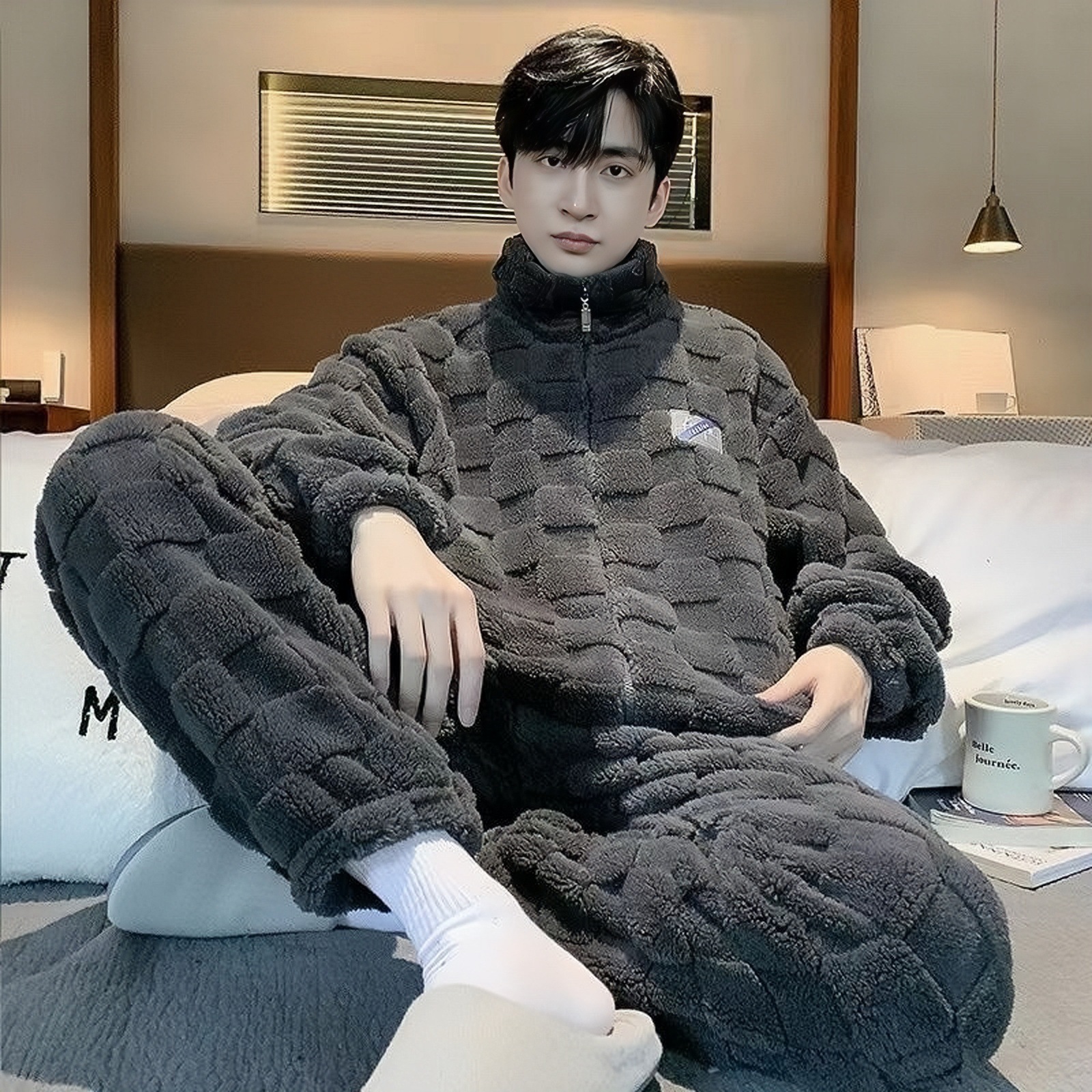 Pajamas Men's Fashion Zipper Thickeneded Fleece-Lined Coral Velvet Warm Flannel Autumn and Winter Men's Youth New Style