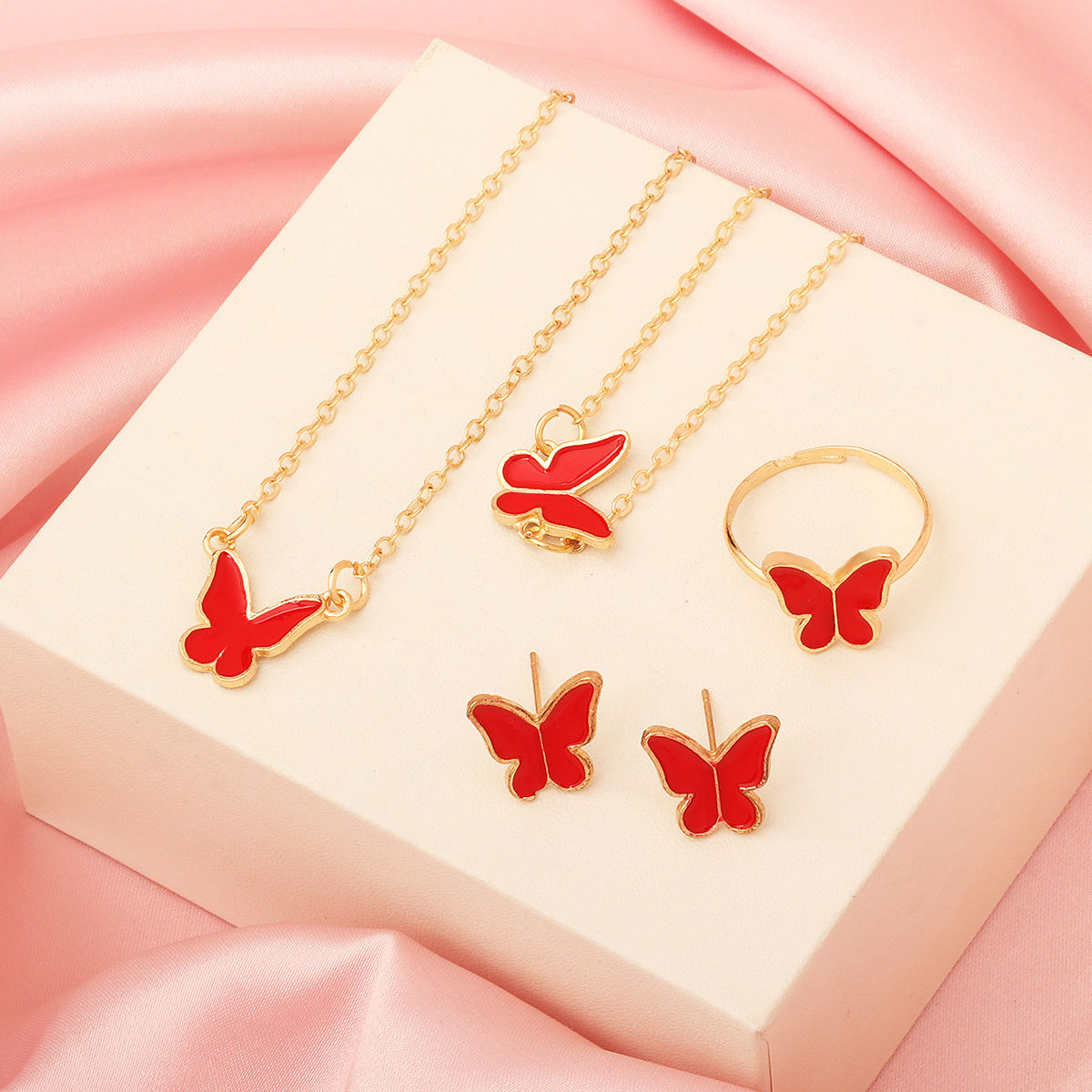 White Butterfly Drop Glaze Necklace, Exquisite, Simple and Versatile, Niche Fashion, High-End Clavicle Chain, Elegant Necklace Set