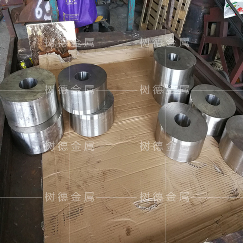 304 stainless steel forgings stainless steel 304 rough turning flange processing 316L stainless steel blank flange manufacturers