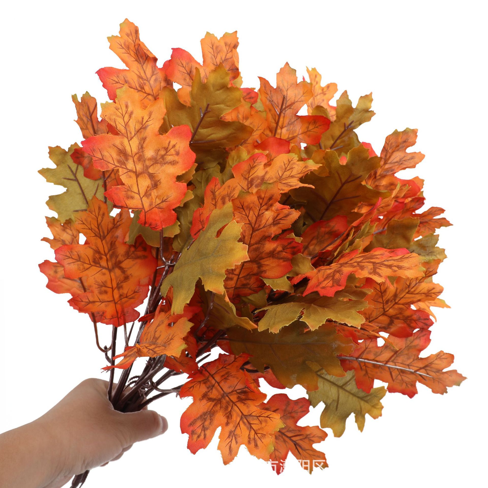 Simulated Flowers, Maple Leaves, Fake Flowers, Wedding Decorations, Christmas and Halloween Decorative Accessories, Simulated Flowers and Green Plants Wholesale