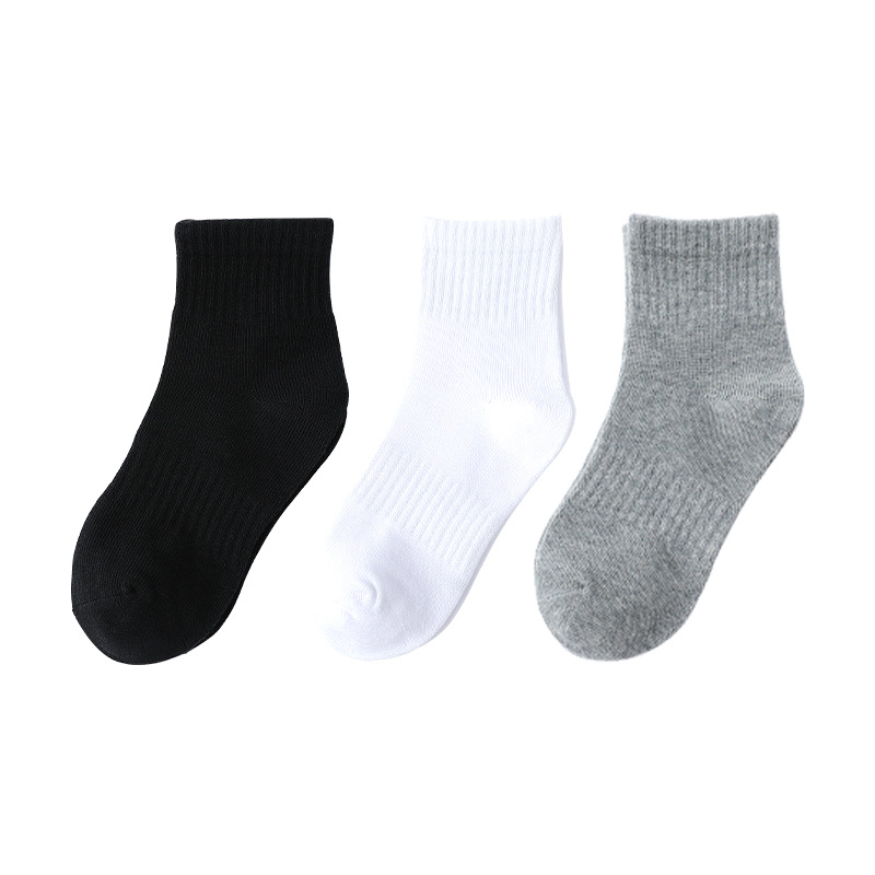 Autumn Breathable Boys' Mesh Socks, Kidsren's Mid-Calf Socks, Medium and Large Kidsren's Cotton Breathable Sweat-Absorbent Sports Socks Wholesale