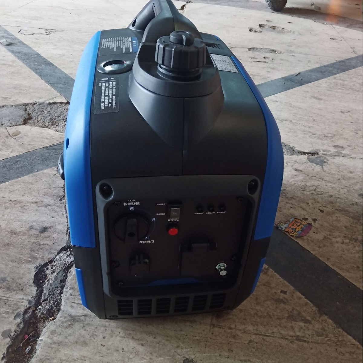 Бензиновый бесшумный инверторный генератор Ytresa 2 кВт