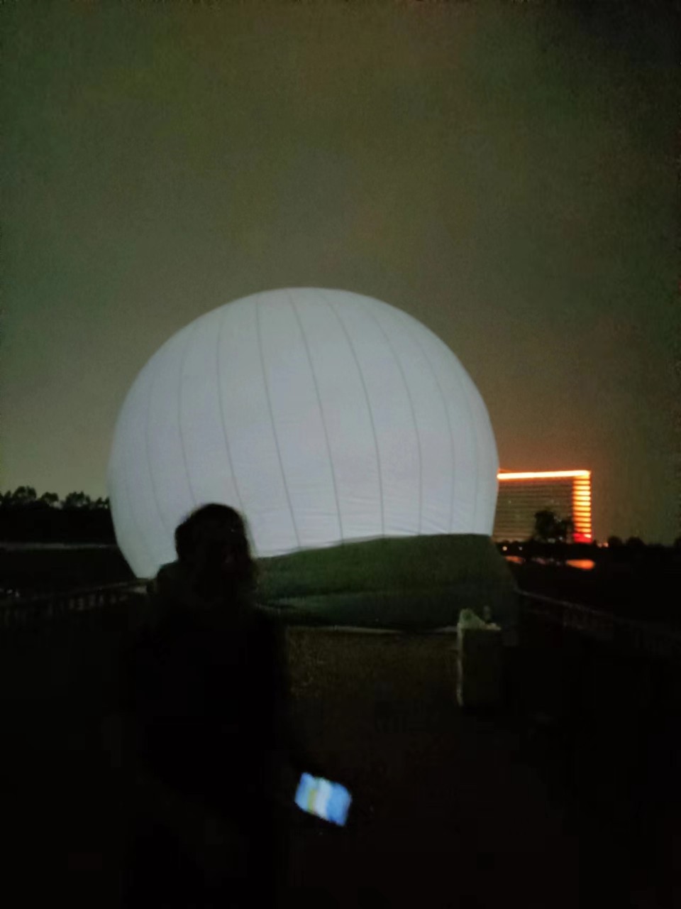 Надувная палатка для уличной рекламы