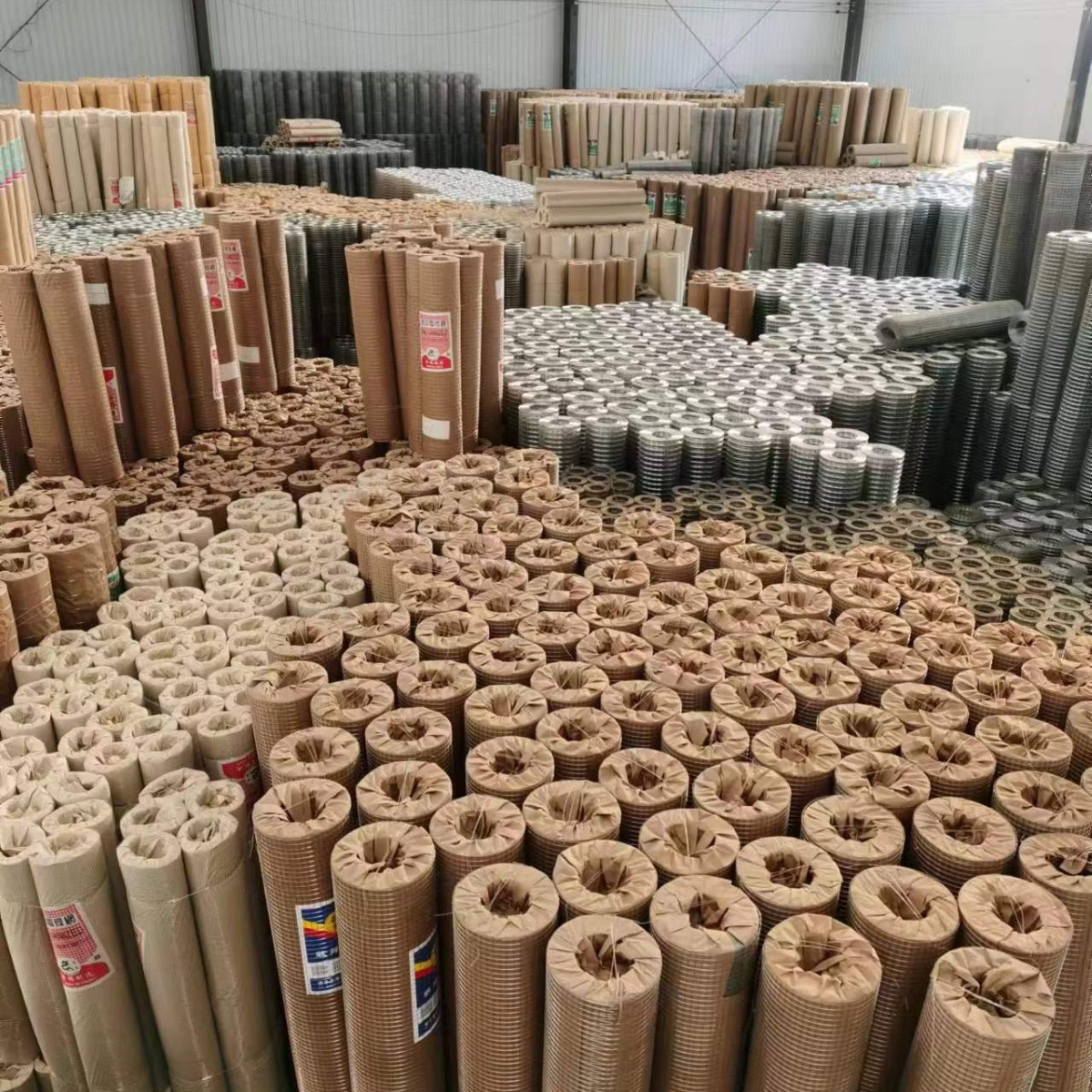 Spot Welded Wire Mesh Galvanized Wall Plastering Wire Mesh Breeding Anti-Rat Balcony Protective Mesh Wall Plastering Anti-Crack Wire Mesh