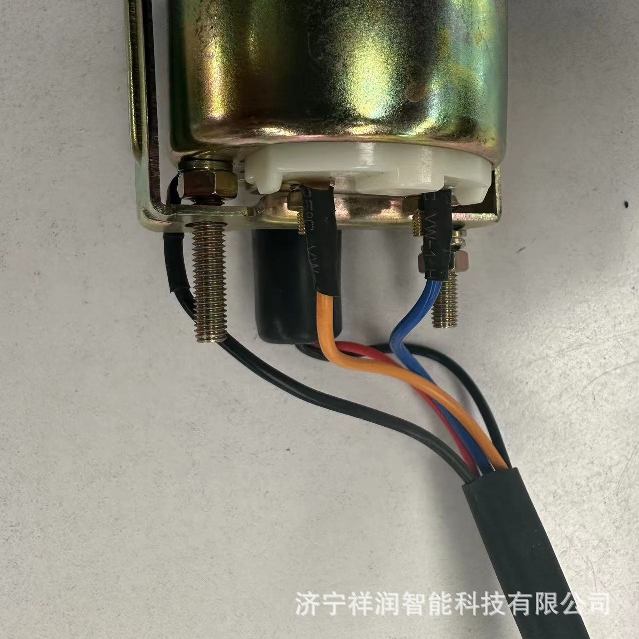 Car Diesel Vehicle Intelligent Waterproof 12V/24V Water Temperature Meter Engineering Vehicle Water Temperature Meter High-Precision Lcd