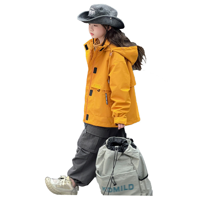 Girls' three-in-one assault clothing outdoor autumn 2025 new fashion sports coat thickened liner children's jacket