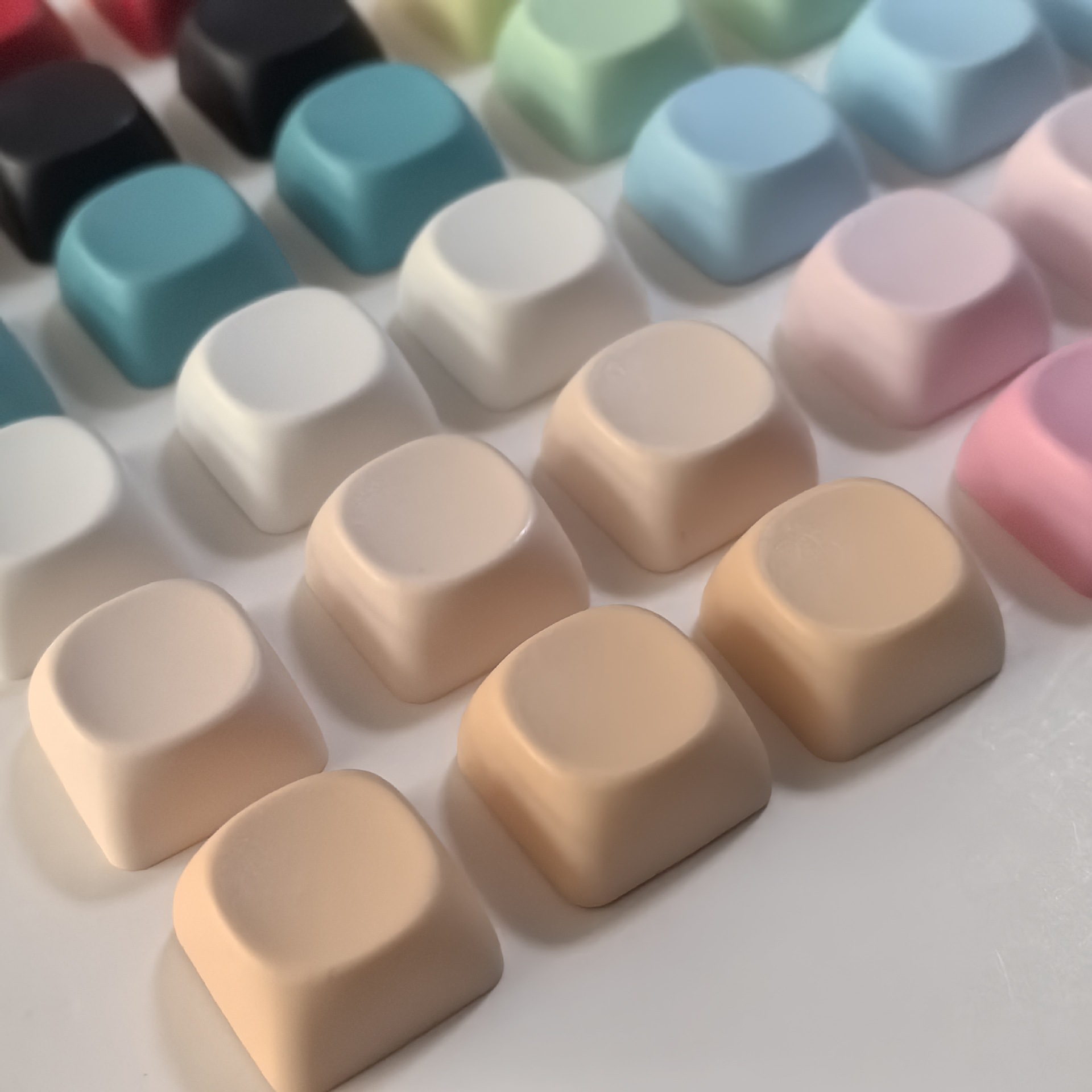 Multi-Color Keycaps Moa Height Pbt Material Cross Replacement Key Customized Keycaps Customized