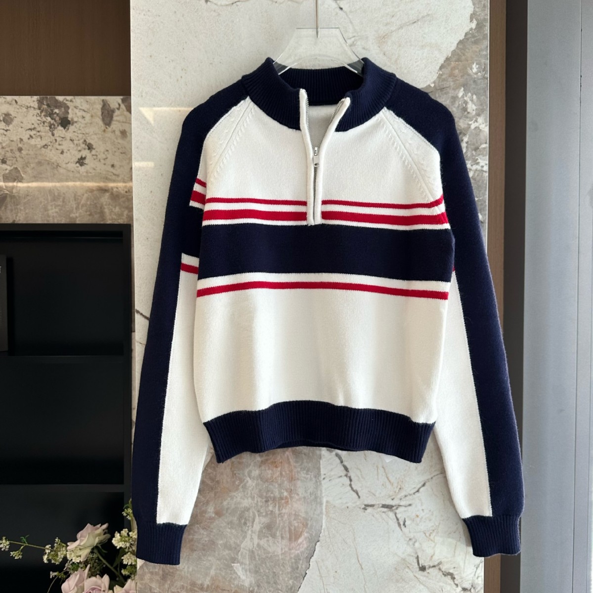 Ready Stock Lazy Style Knitwear for Women Autumn and Winter 2024 Retro Stripesd Knitwear High-End Long-Sleeved Top