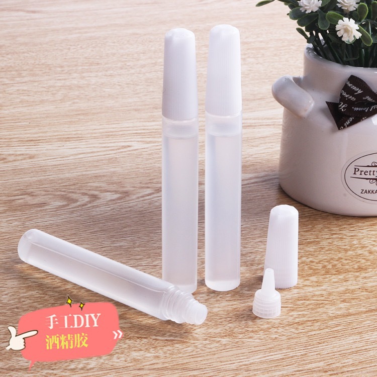 Factory direct supply weaving alcohol glue 10ml quick-drying manual DIY glue 10g alcohol glue non-woven fabric glue spot