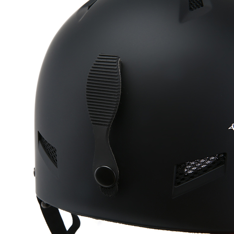 Sports helmet skiing sports men's and women's single and double board warm head protection adults and children 3C protection/ski helmet 062