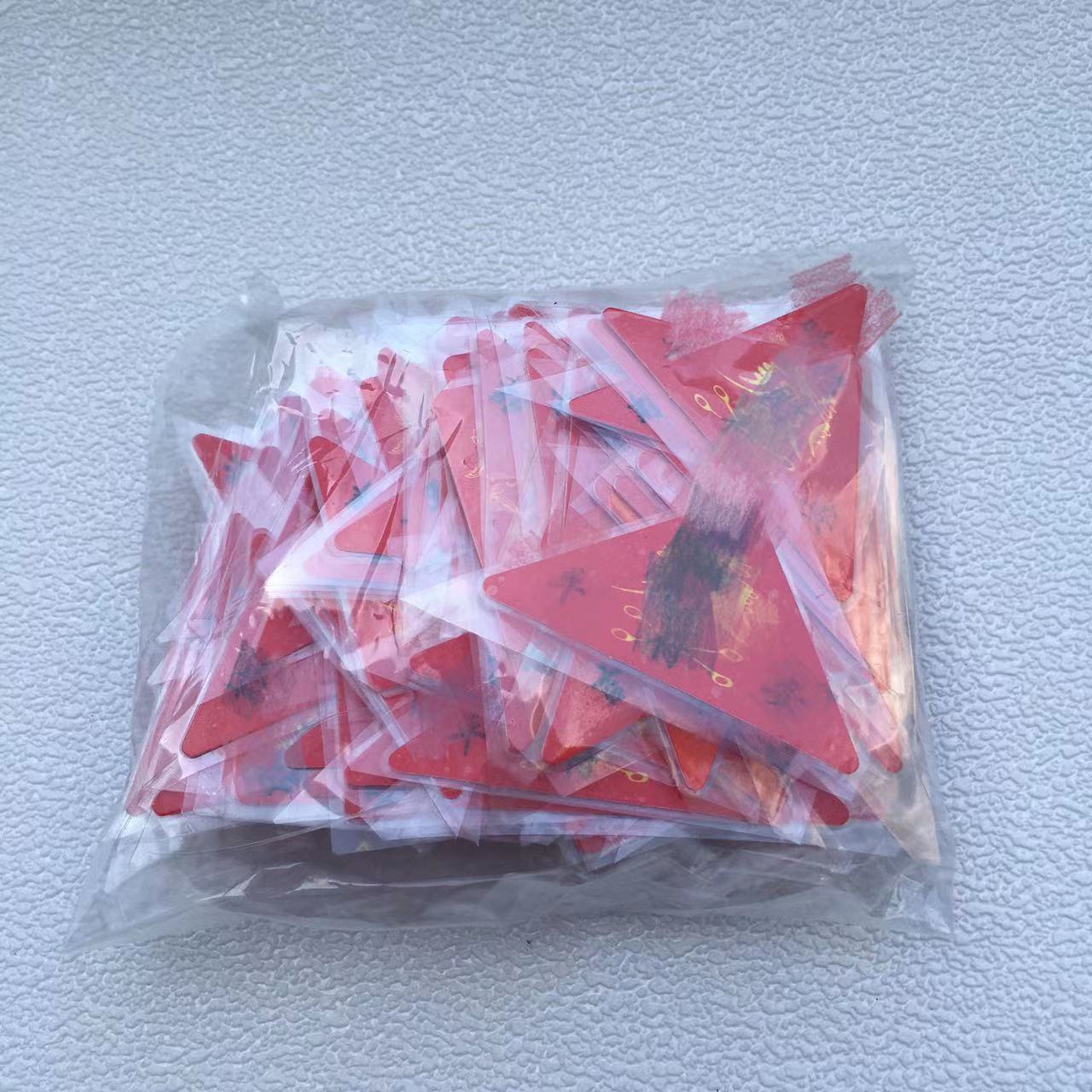 Plastic Triangle Card Printing Triangle Blessed Various Patterns Paper Plastic Triangle Blessed Card