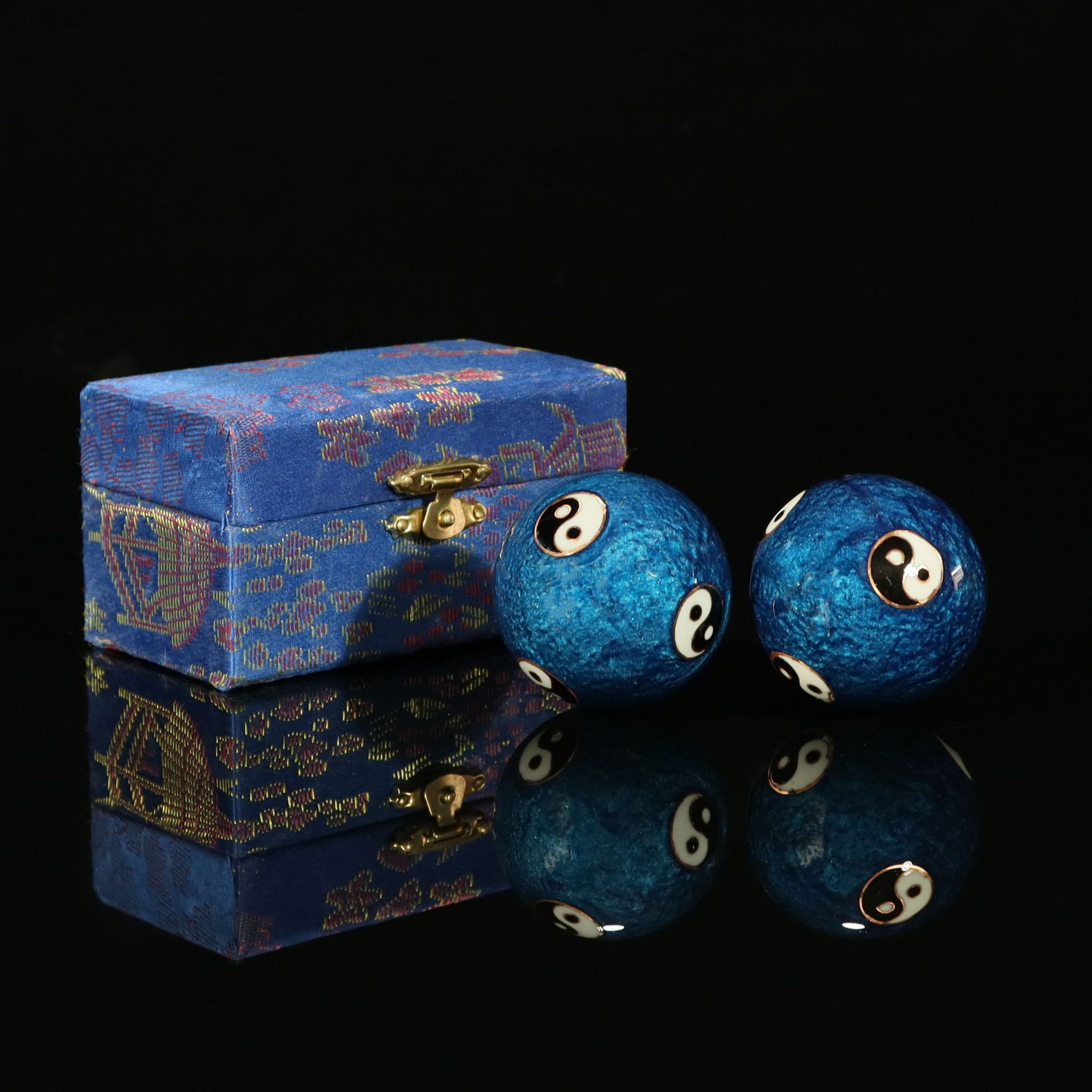 Foreign Trade Cross-Border Beijing Cloisonné Handball Craft Gift Filigree Enamel Low Temperature Hand Turning Ring Massage Fitness Ball