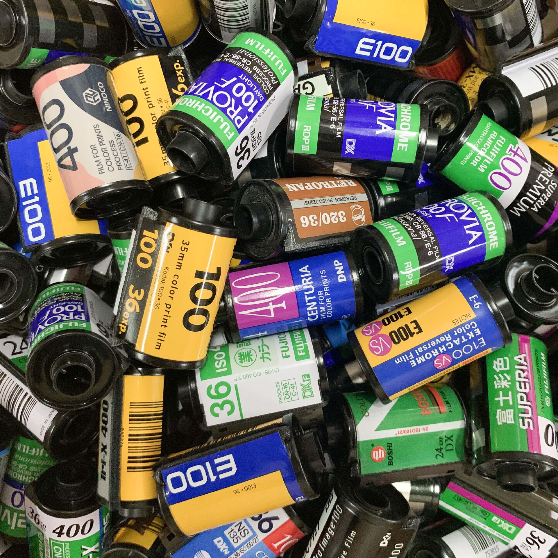 135 film cassette with film head can be divided into film can be used for film album multiple purposes can be collected