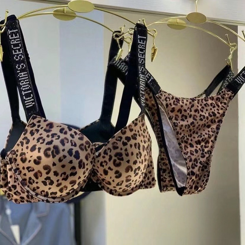 European and American Hot-Selling Victoria Underwear Set Letter Rhinestone Comfortable Bra with Steel Ring