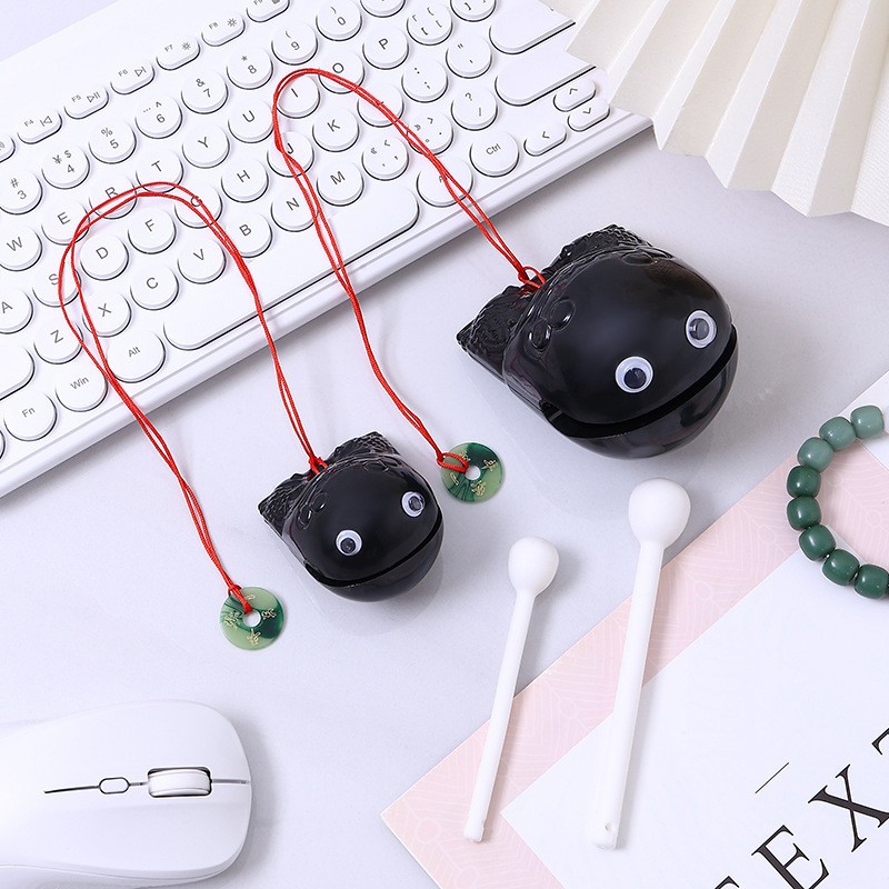 Decompression Small Wooden Fish Monk Wooden Fish Percussion Instrument Decompression Toy Knocking Wooden Fish Meditation Cute Portable Buddhist Decompression