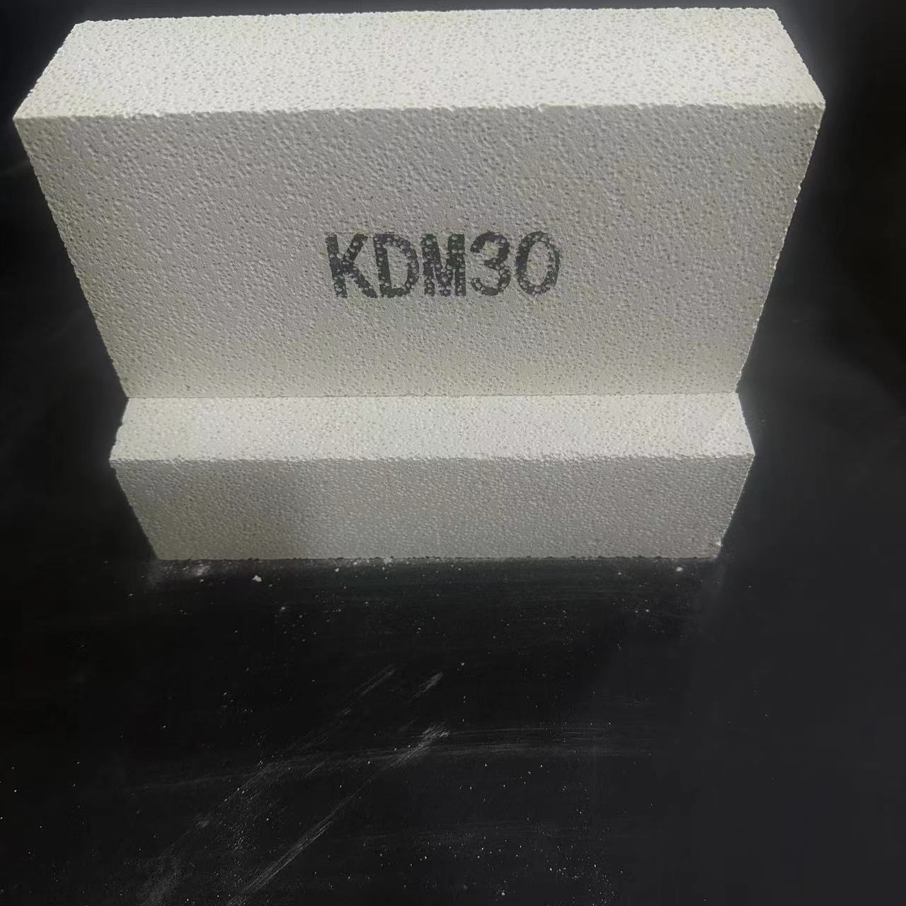 Jm23-30 Mullite Lightweight Insulation Brick Alumina New Material Hollow Ball High Temperature Resistant Corundum Refractory Brick
