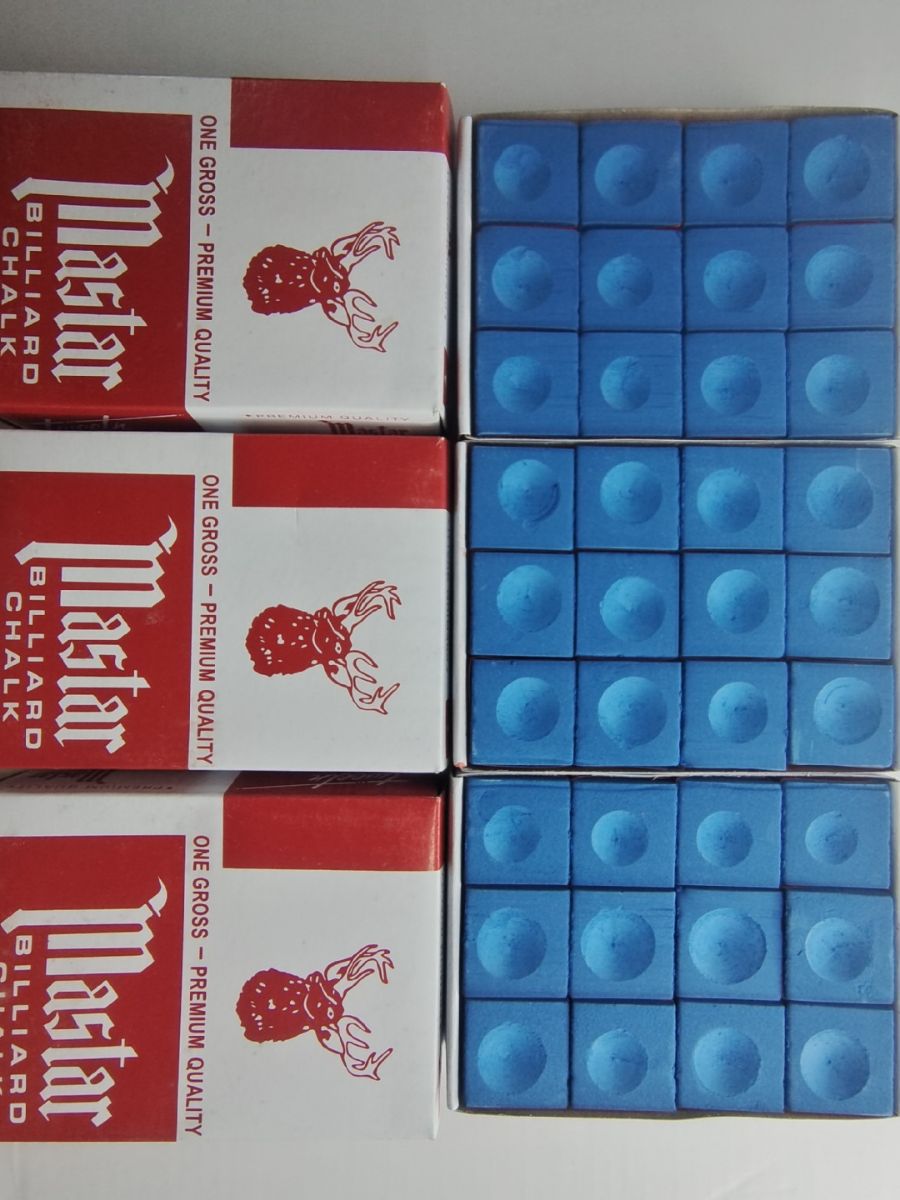 Longding billiard Rod chocolate powder 12 tablets deer head triangle dry oily square round non-stick easy to put on powder non-stick ball