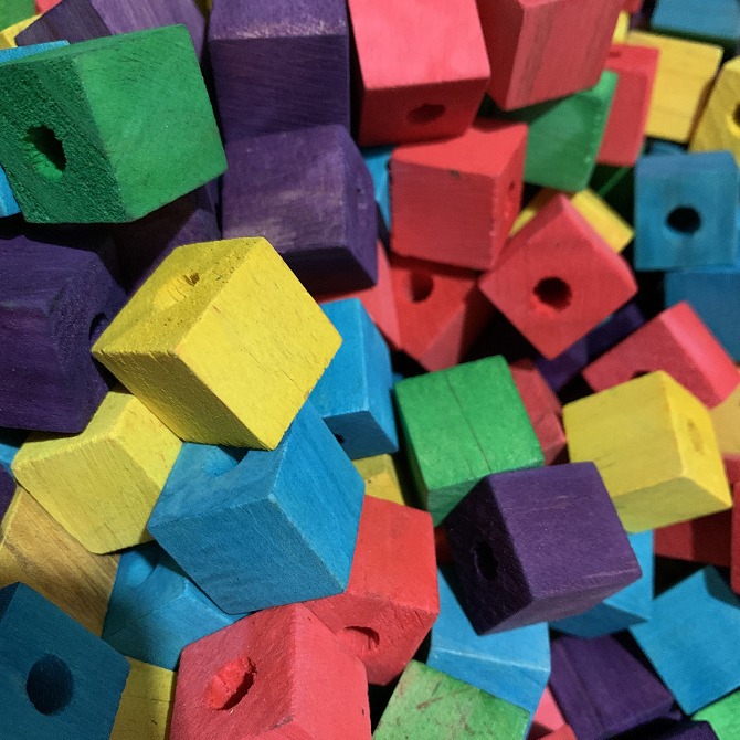 Parrot bite toy bird toy DIY wood piece color wood piece stitching toy bird toy factory wholesale