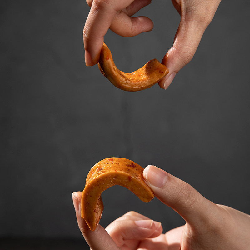 [Three Squirrels Q Play Dried Bean Curd 100 g/Bag] Sweet and Spicy Spicy Dried Bean Curd Snacks Net Red Snacks