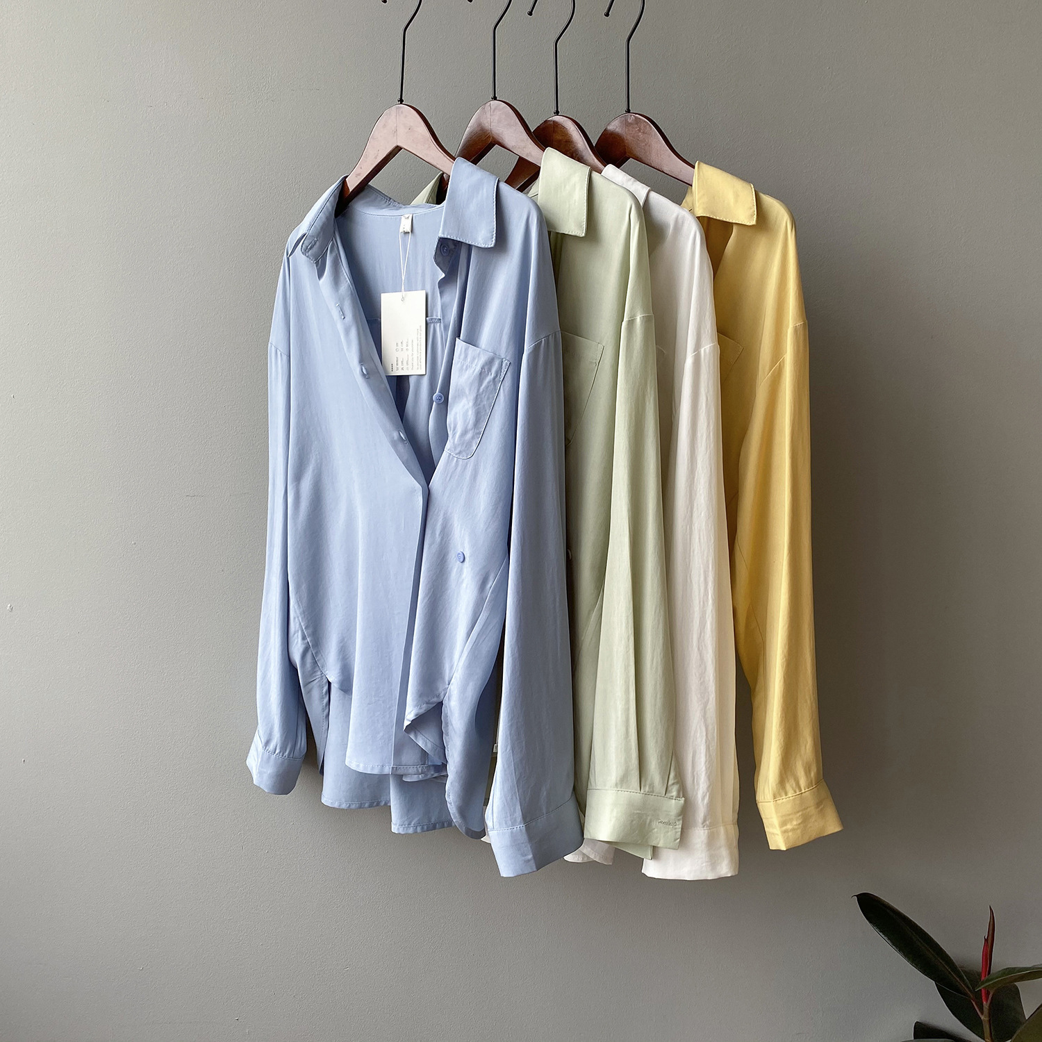 Oem Women's Clothing Oem, Oem, Custom Source Clothing Manufacturer, Shirts, Tops and Pants, Sample Package, Work and Material Production