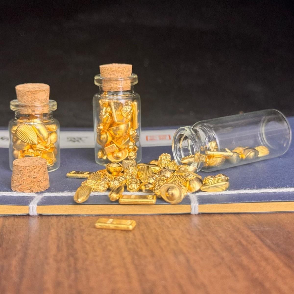 Senshe, арахис, рога изобилия, коллекция золотых слитков, медаль, аксессуары, стеклянная бутылка