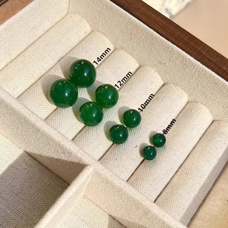 high quality round natural green chalcedony earrings Joker classic green chalcedony earrings factory wholesale fashion new