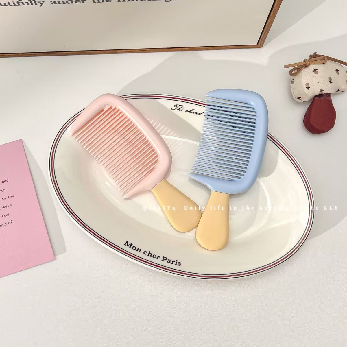 Mini Ice Cream Hair Comb Girl's Long Hair Straight Hair Comb Student Dormitory Big Comb Shun Hair Portable Plastic Comb
