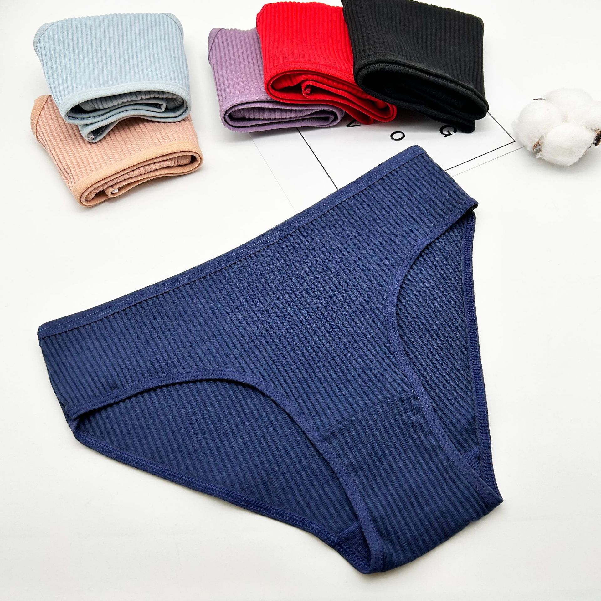 Cross-border cotton thread breathable ladies underwear vertical stripe texture cotton waist wholesale briefs bottoms women