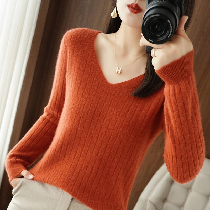 Autumn and Winter New V Neck Striped Long-Sleeved Slim Knitwear Women's Knitwear Versatile Pullover Bottoming Shirt Top