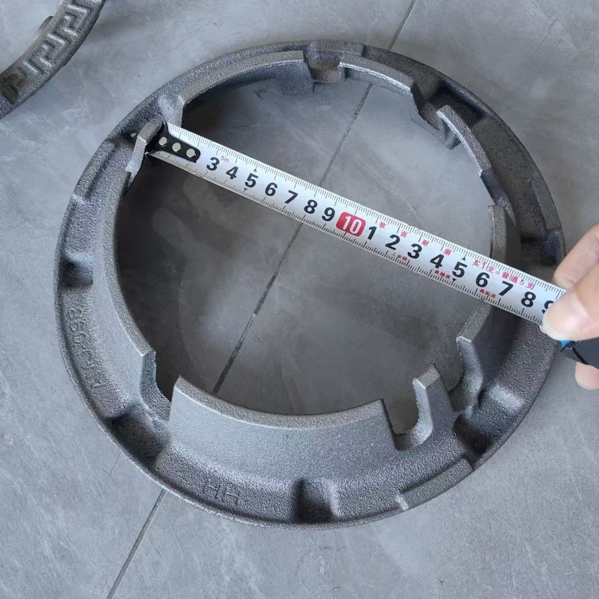 Cast Iron Fire Hood New Cast Iron Windproof Energy-Saving Hood Gas Stove Windshield Ring Heat Insulation Ring Gas Stove Accessories