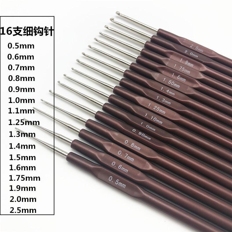 16 Extra Fine Colorful Pen Crochet Lace Thread Crochet Small Soft Handle Crochet Tool Set