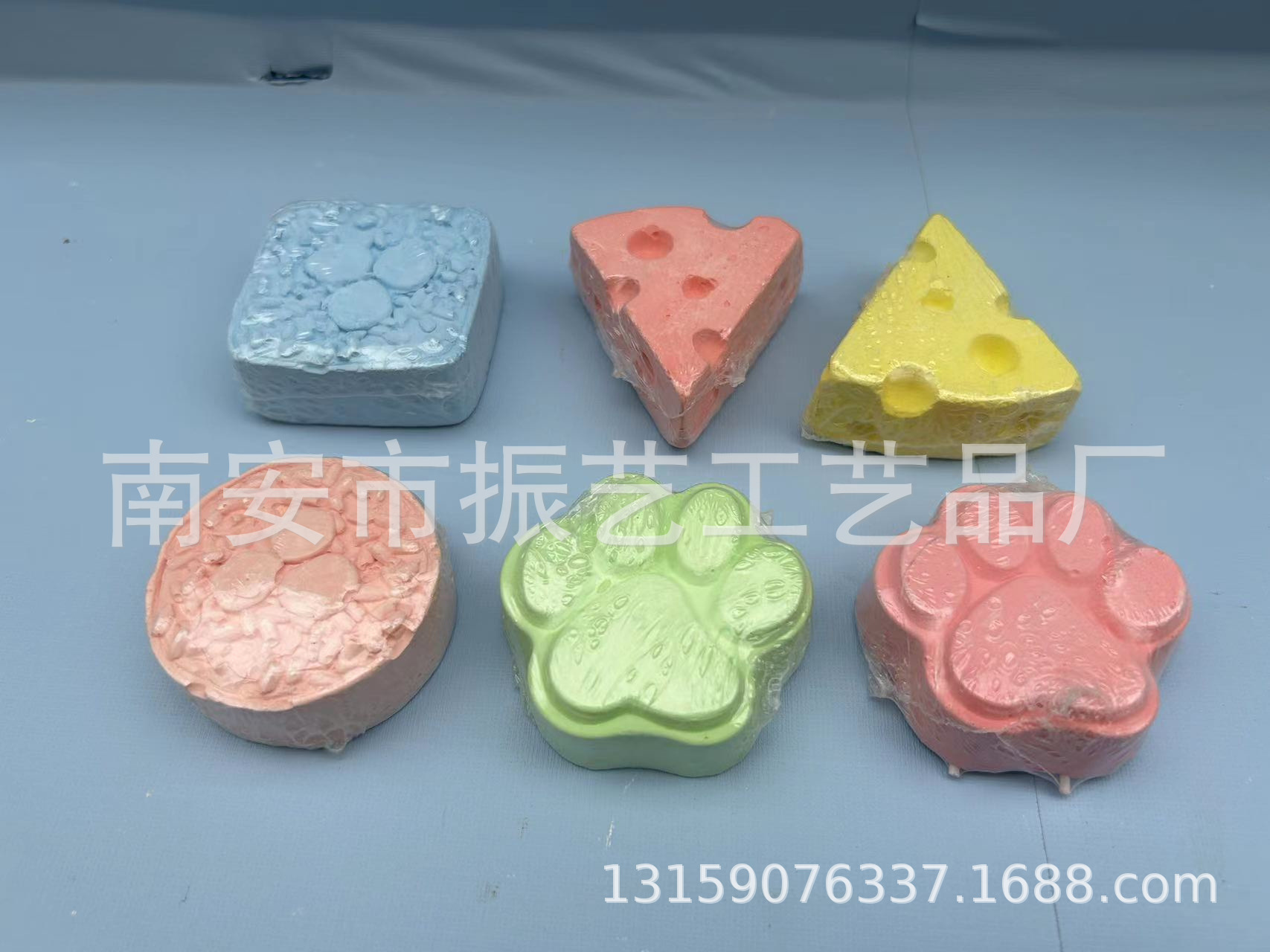 Factory Wholesale Hamster Molar Stone Rabbit Guinea Pig Supplies Calcium Molar Stone Triangular Cheese Cheese Molar Stone