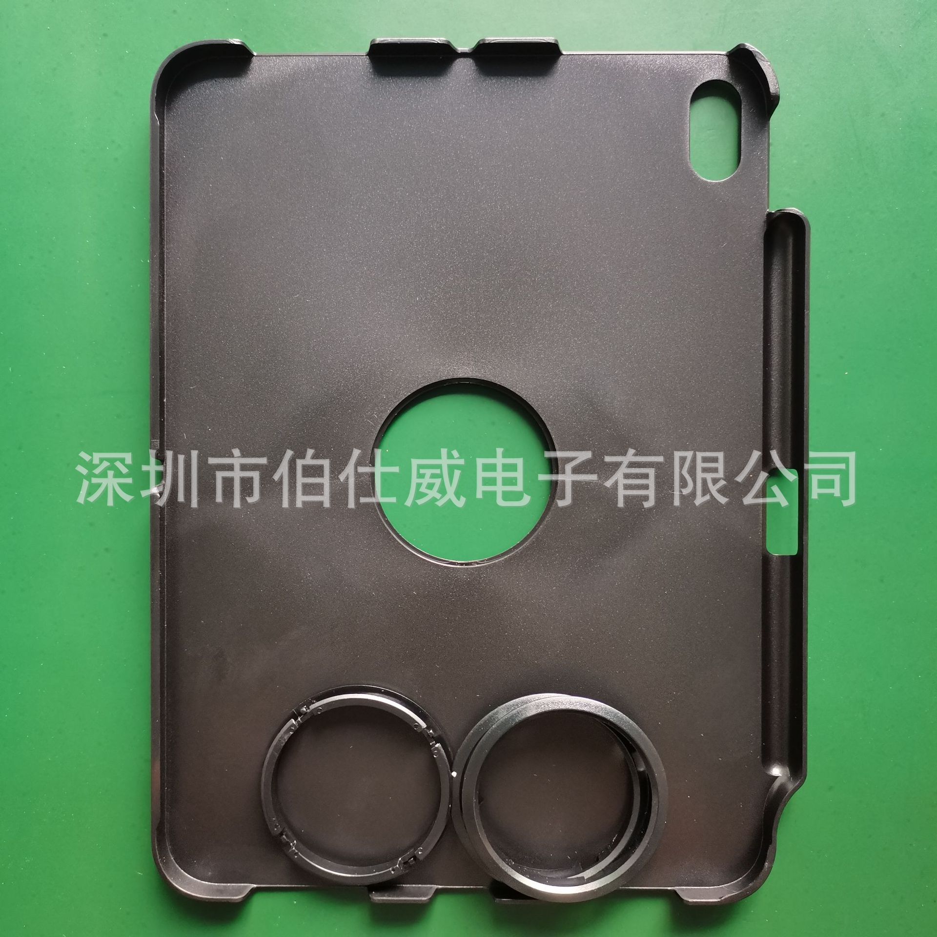 Совместимо с 2022 iPad 10-го поколения 10.9 дюймов Правое место для ручки Матовый 360 Snap Ring Вращающийся кожаный чехол из ПК