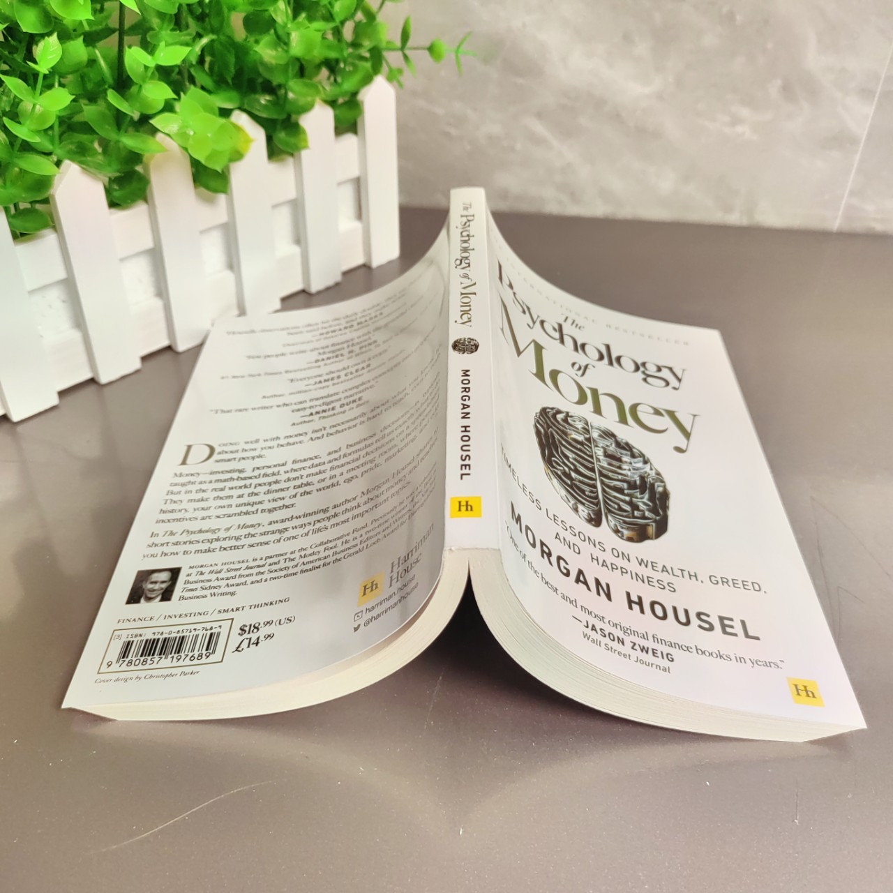 The Psychology of Money English Version the Psychology of Money Morgan Hauser as Always